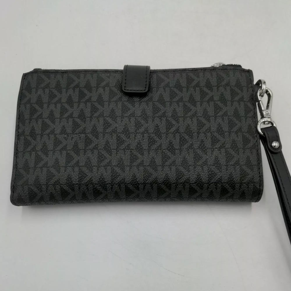 Michael Kors Jet Set Travel Double Zip
PVC Leather Wristlet Signature Black - Picture 2 of 4